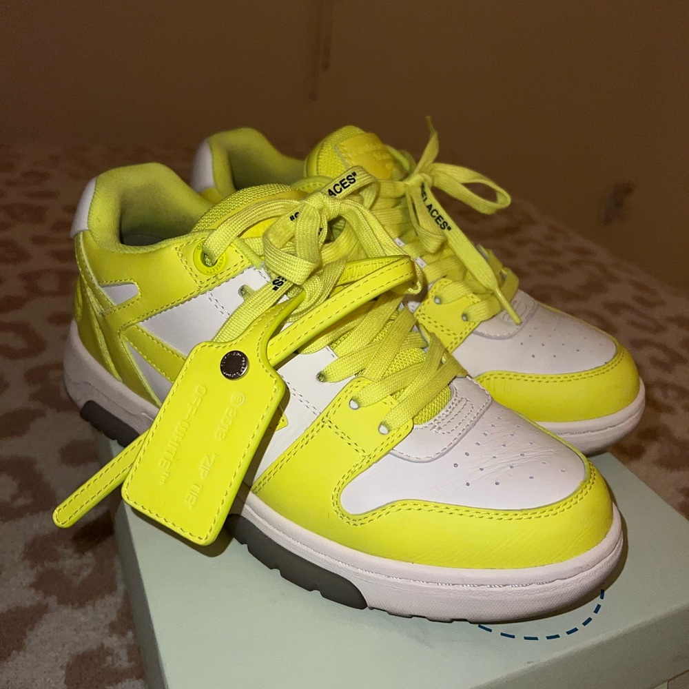 Womens off white out of office sneaker in white/neon yellow